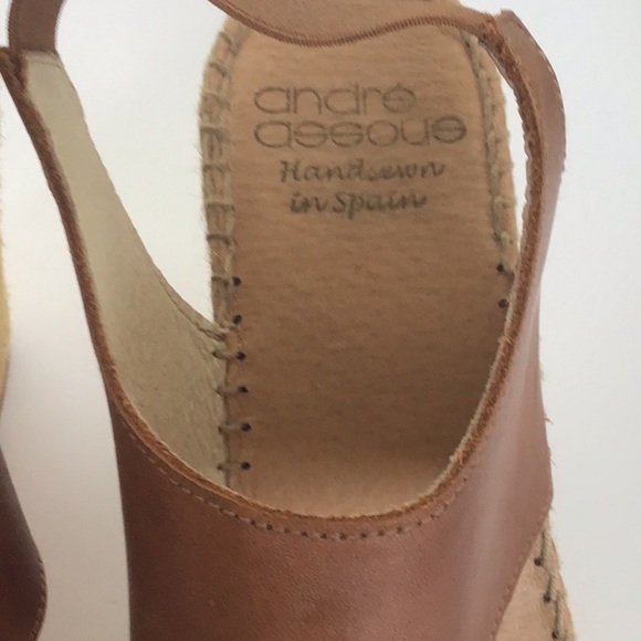 Andre Assoue Reese Leather Wedge Sandal - Picture 4 of 6